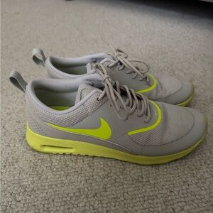 Women Nike Sneakers Size 8